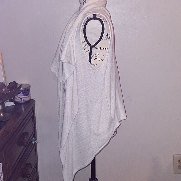 ANTHROPOLOGIE PUELLA Cream Sleeveless Draped Vest Size Large - Picture 12 of 12